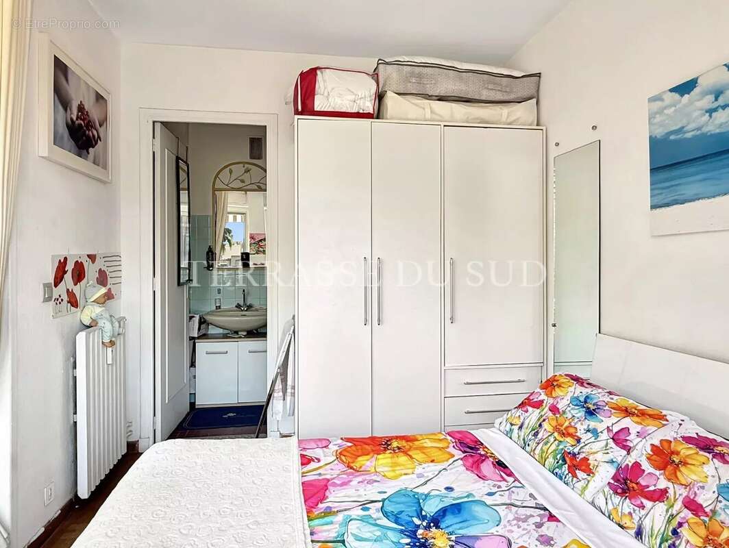 Appartement à MARSEILLE-6E