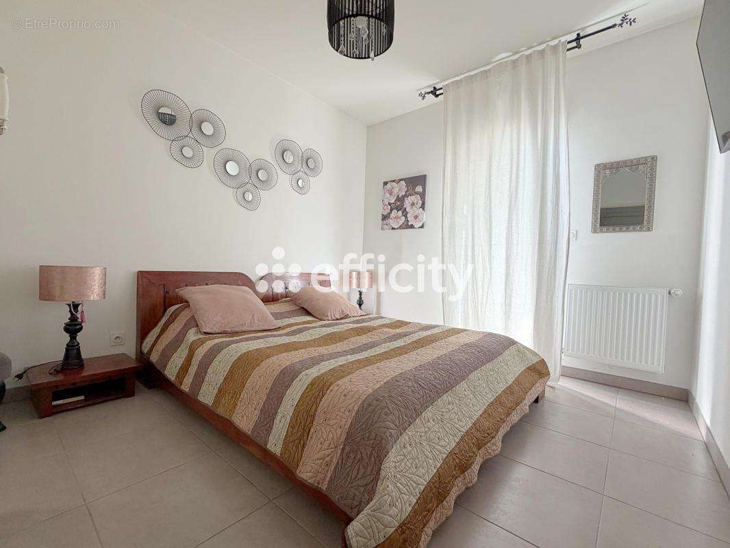 Appartement à MARSEILLE-10E