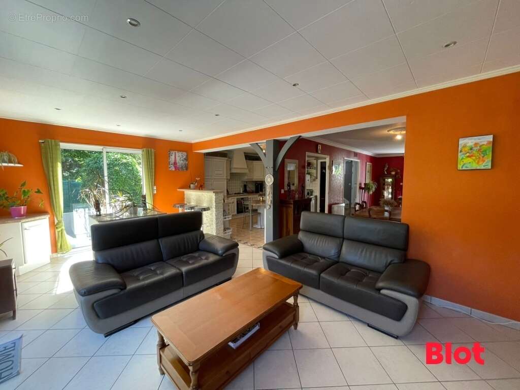 Maison à BAIN-DE-BRETAGNE