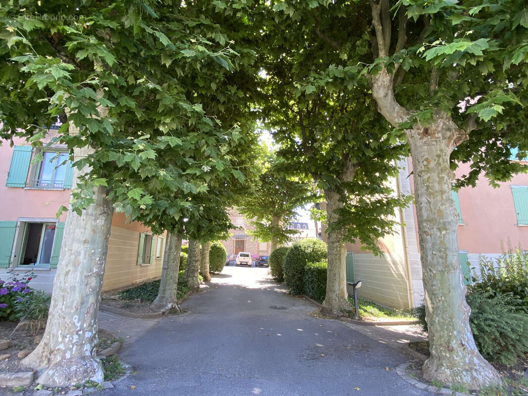 À vendre : Charmant T3 en rez-de-chaussée avec jardin privatif - photo 10