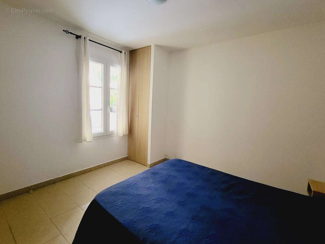 Appartement 40 m² à Sari-Solenzara  - photo 7