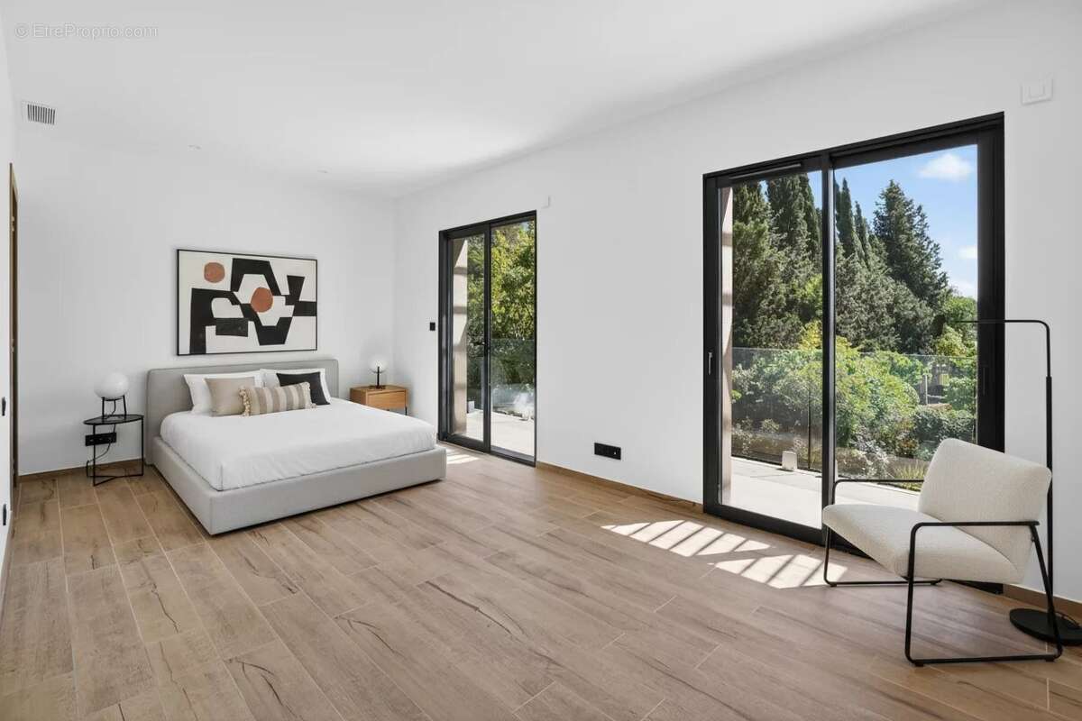 Maison à MOUGINS