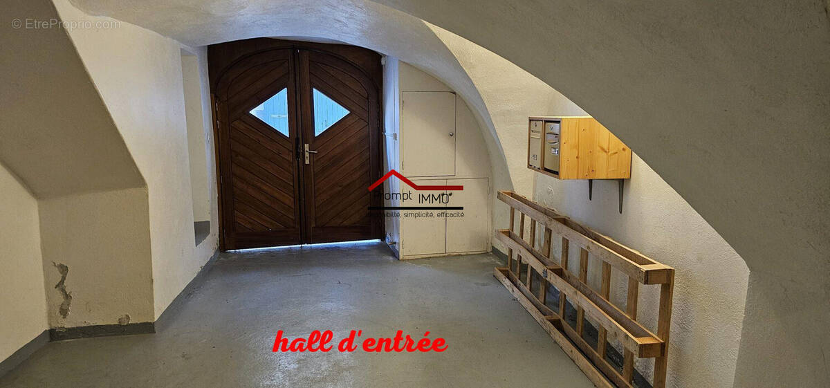 Appartement à VILLENEUVE-DE-BERG