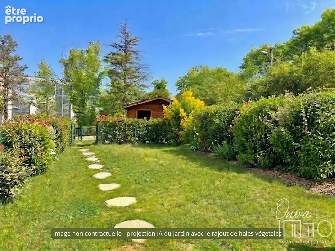 Ecully - Maison 5 pièces de 133m² rénovée avec jardin de 85m² - photo 4