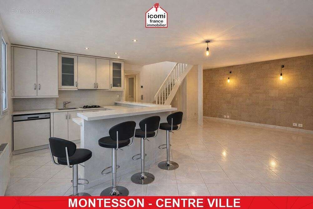 Yvelines - montesson (78360) - a vendre - appartement duplex au 1er et combles de 65 m² - piece de vie de 35m - 1/2 couchages -  - photo 4