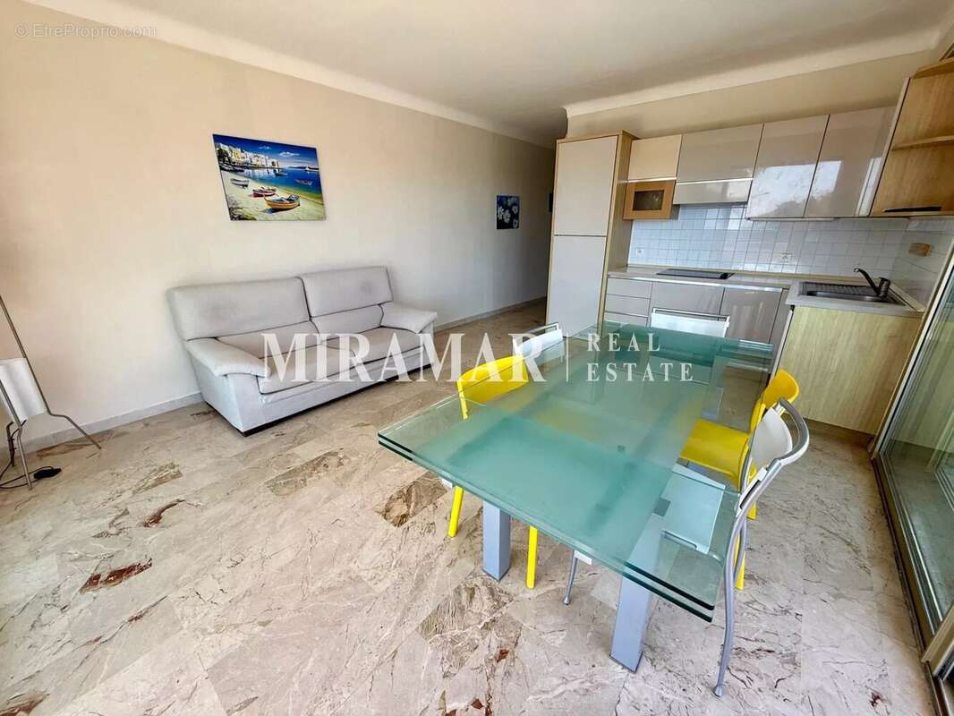 Appartement à VILLEFRANCHE-SUR-MER