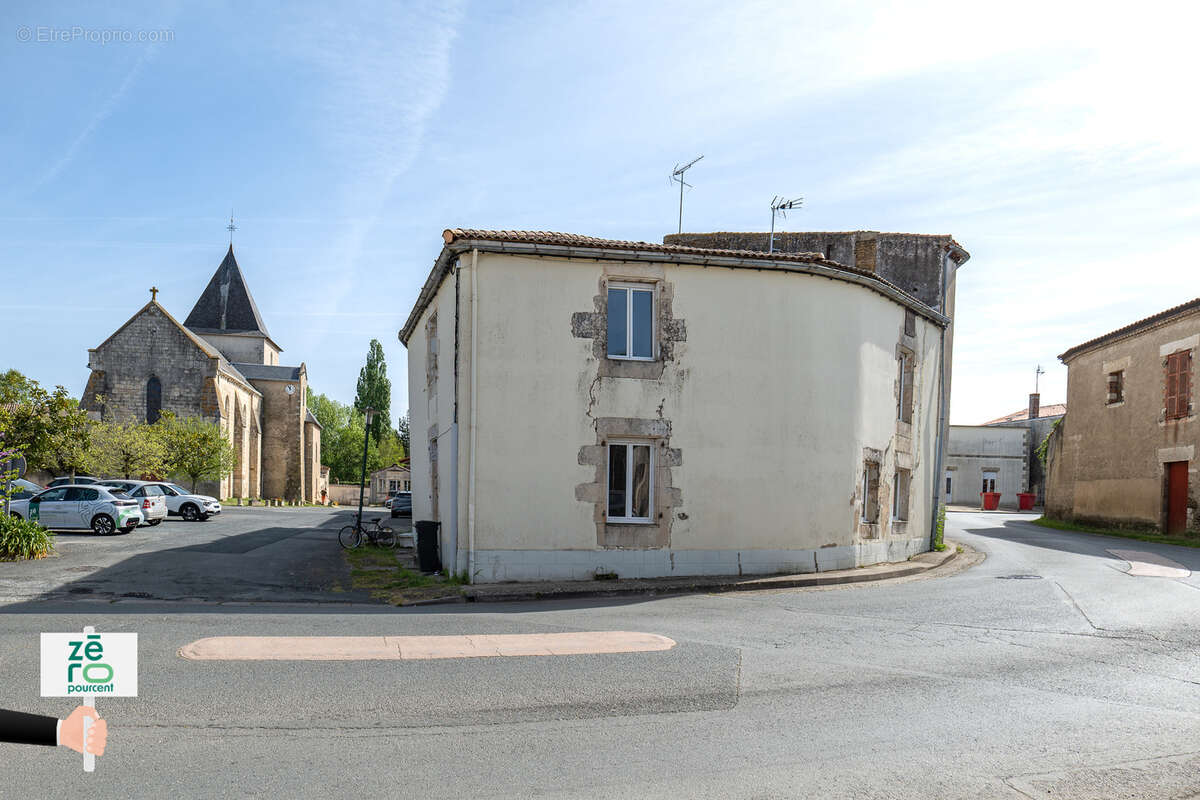 Maison à MOUTIERS-SUR-LE-LAY