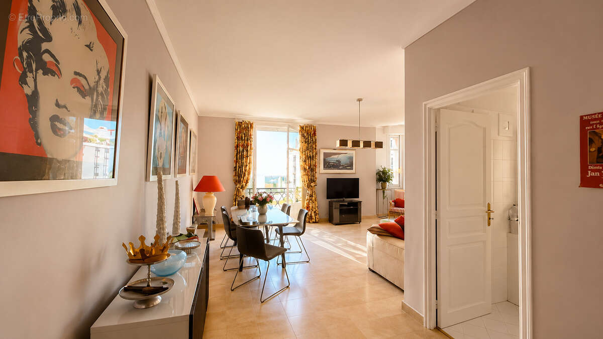 Appartement à CANNES