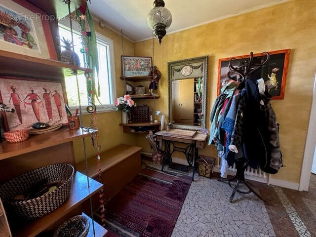 Maison à BURES-SUR-YVETTE