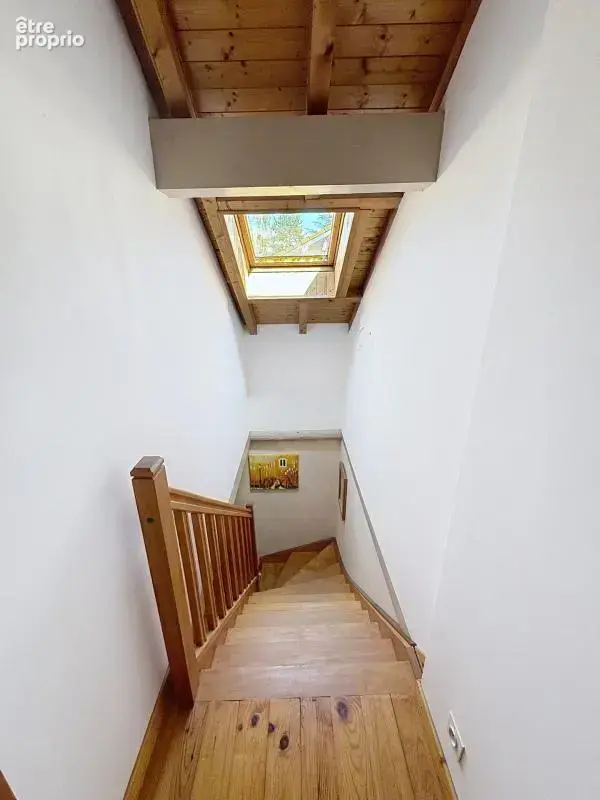 Maison mitoyenne de 168 m² avec dépendance de 180 m² - photo 14