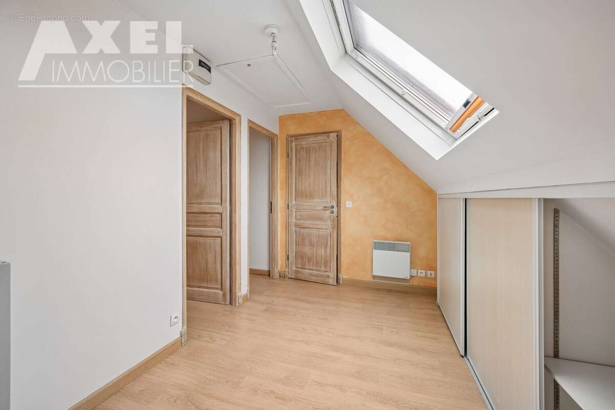 Maison à BOIS-D'ARCY