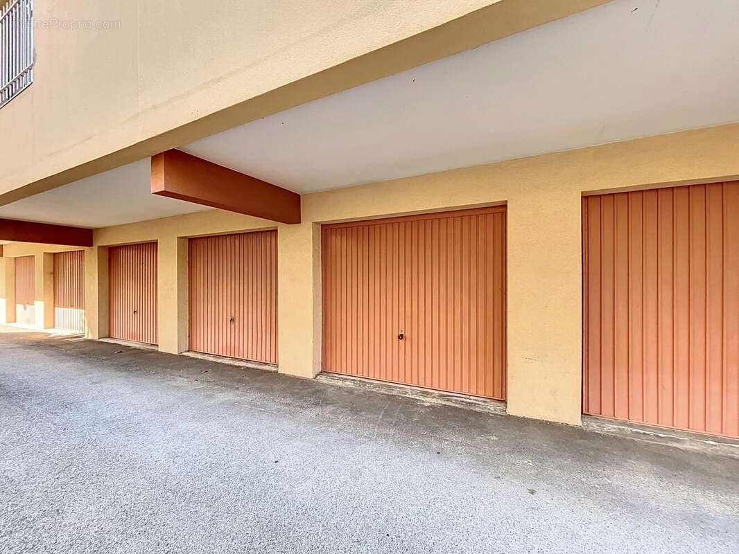 Appartement à MANDELIEU-LA-NAPOULE