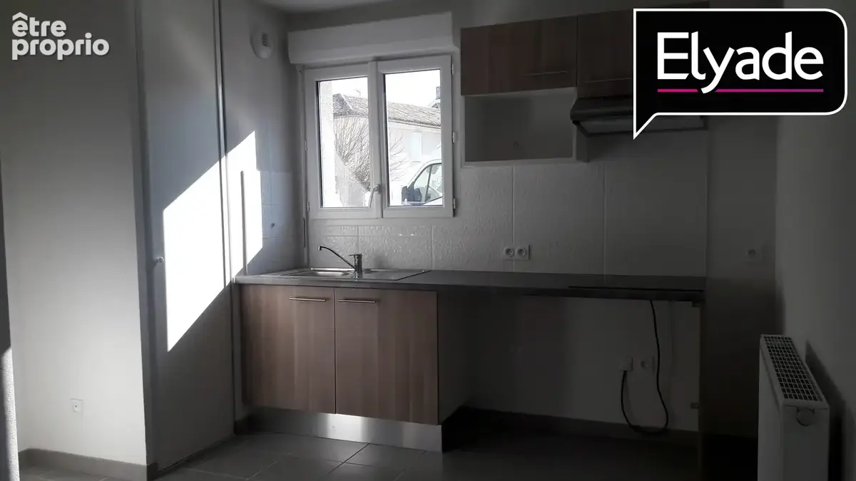 Maison 4 pièces 78 m² à vendre à Fargues-Saint-Hilaire (33370) - photo 3