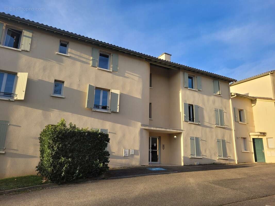 Appartement à MORNANT