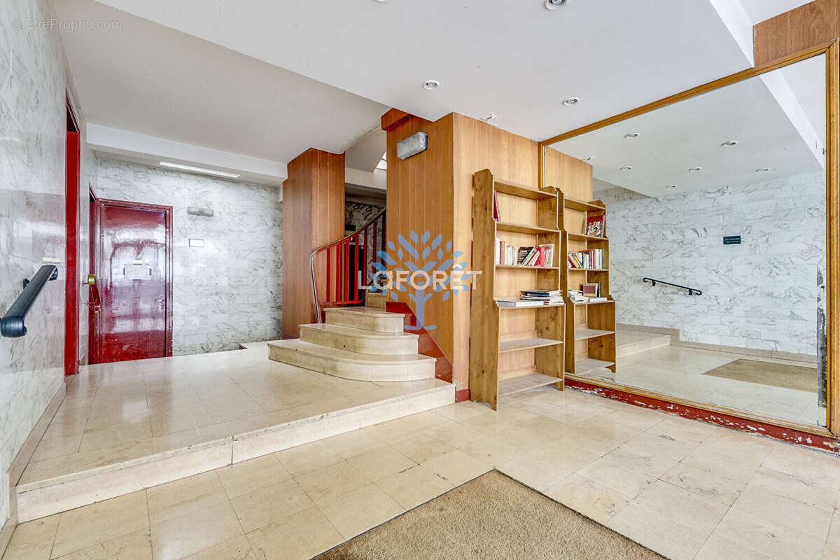 Appartement à PARIS-20E