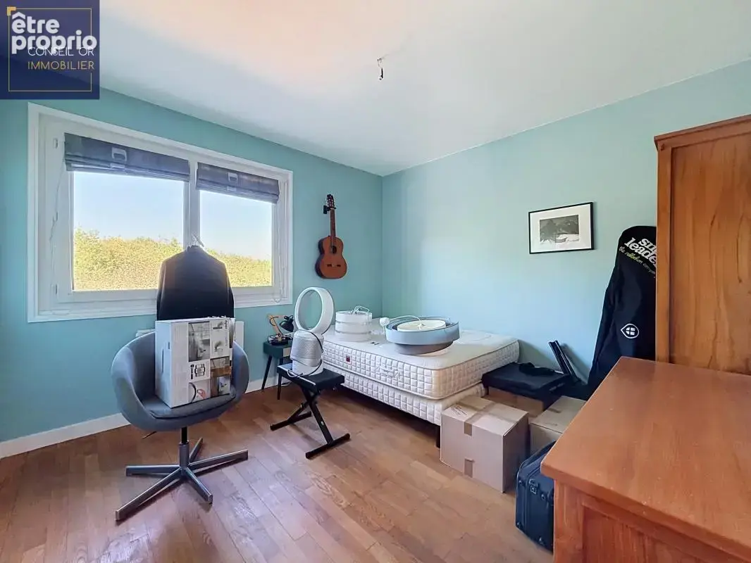 Maison T6 de 200 m² sur terrain de 1081 m² avec vue, au calme - photo 14