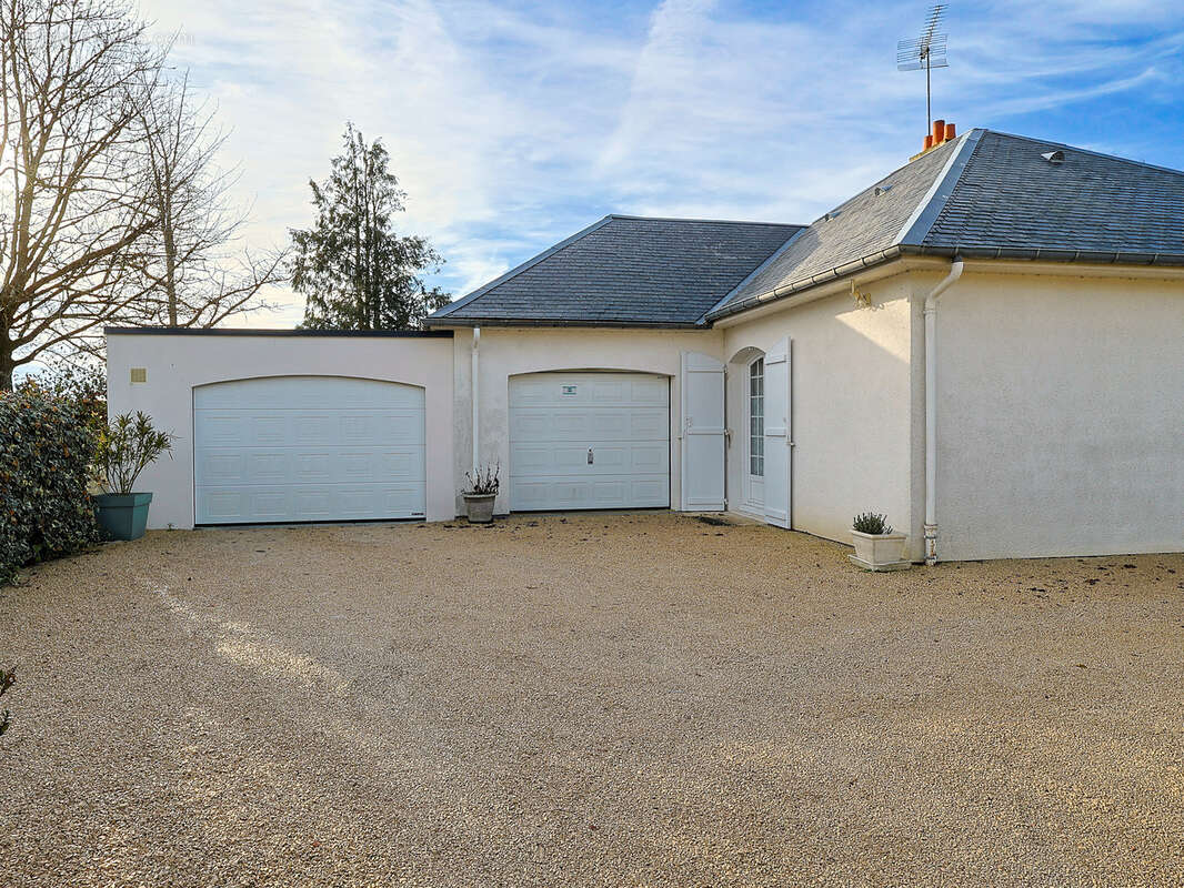 Maison à SAINT-CYR-EN-VAL