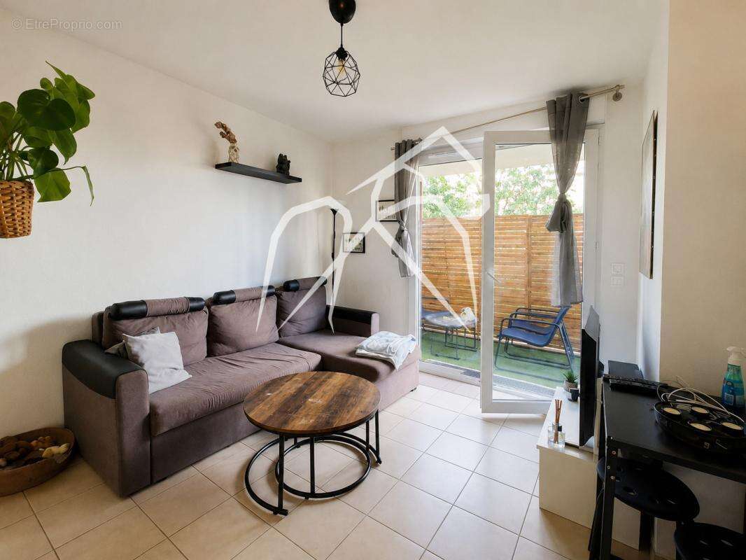 Appartement t2 - 35 m²  terrasse 12 m²  parking  baillargues (34670) - photo 2