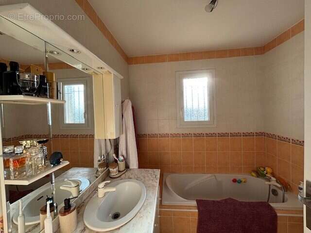 Maison à BEAUMONT-LES-VALENCE