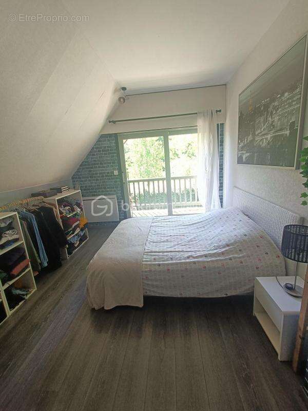 Maison à LAA-MONDRANS