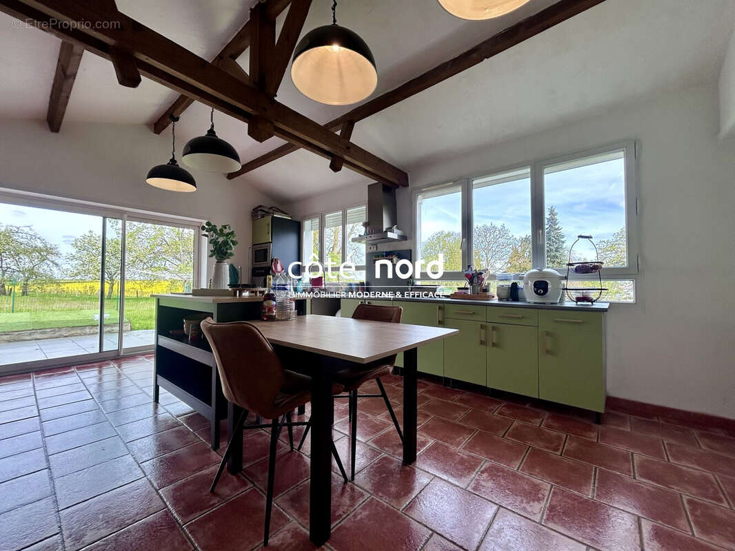 Maison à WALINCOURT-SELVIGNY