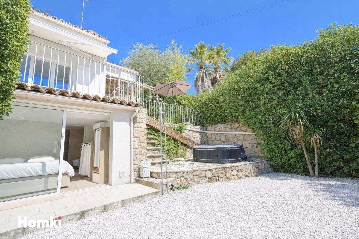Maison à GRASSE