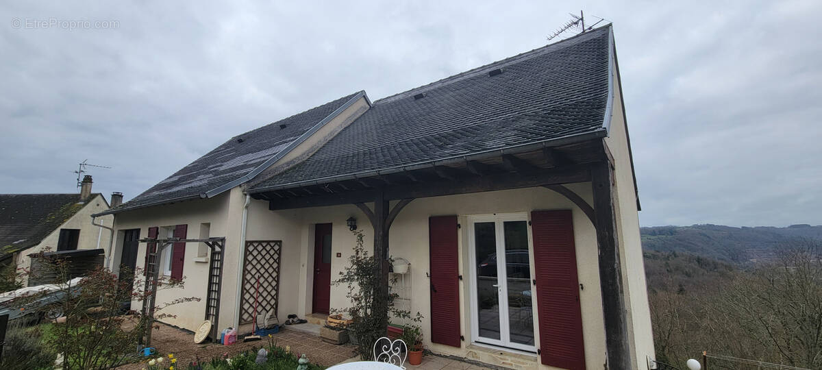 Maison à AUBAZINES