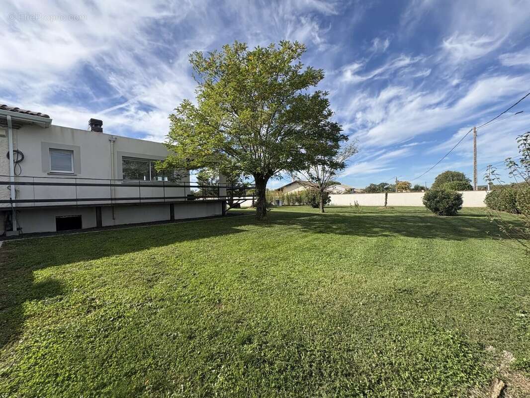 Maison à FONTENILLES