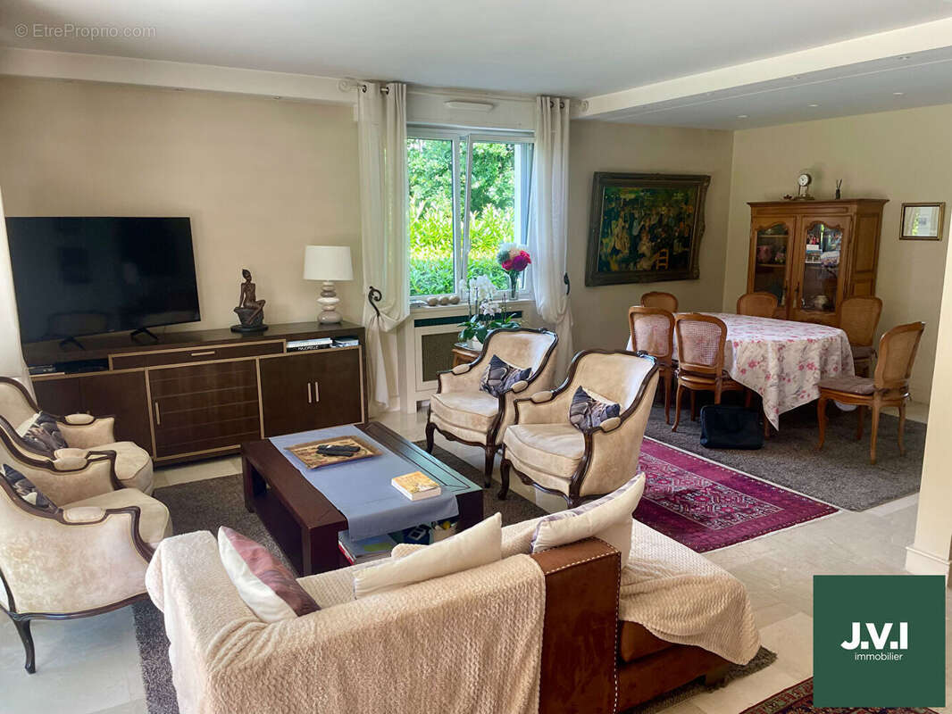 Maison à MONTMORENCY