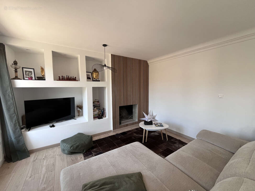 Appartement à SIX-FOURS-LES-PLAGES