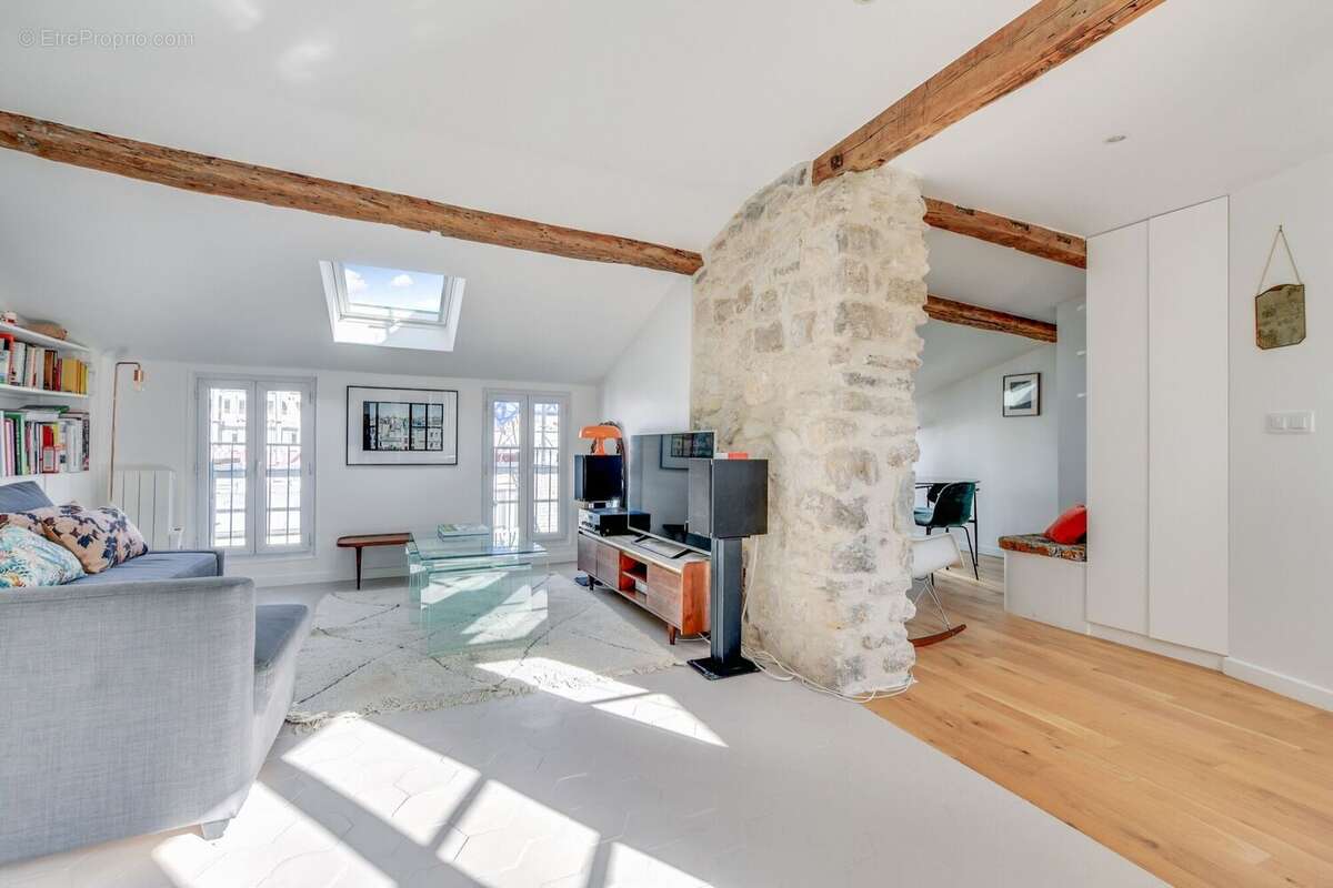 Appartement à PARIS-11E