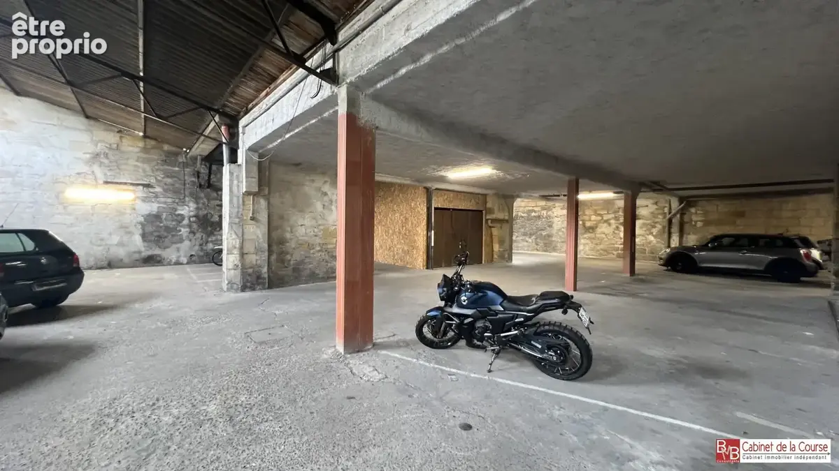 Parking 10 m² à Bordeaux  - photo 4