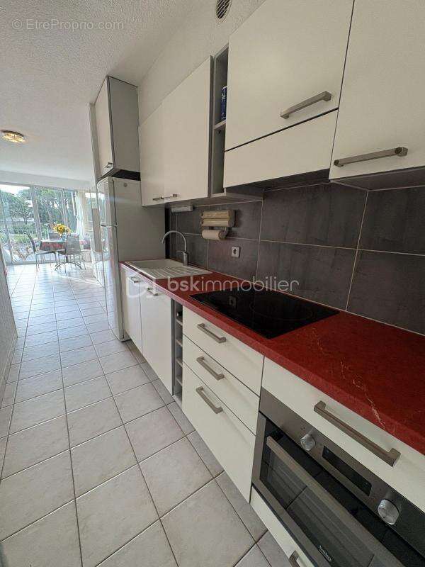 **** nouveauté * appartement t2 * proche commerces * la grande motte * parking **** - photo 3