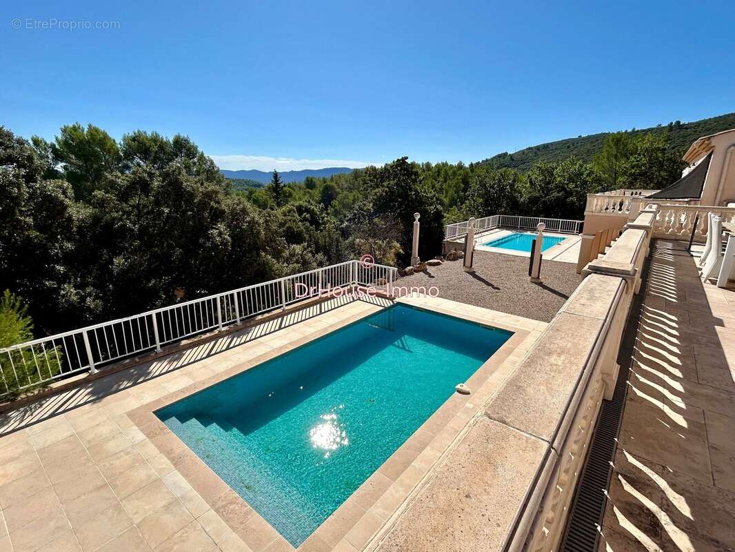 Maison à LE CANNET-DES-MAURES