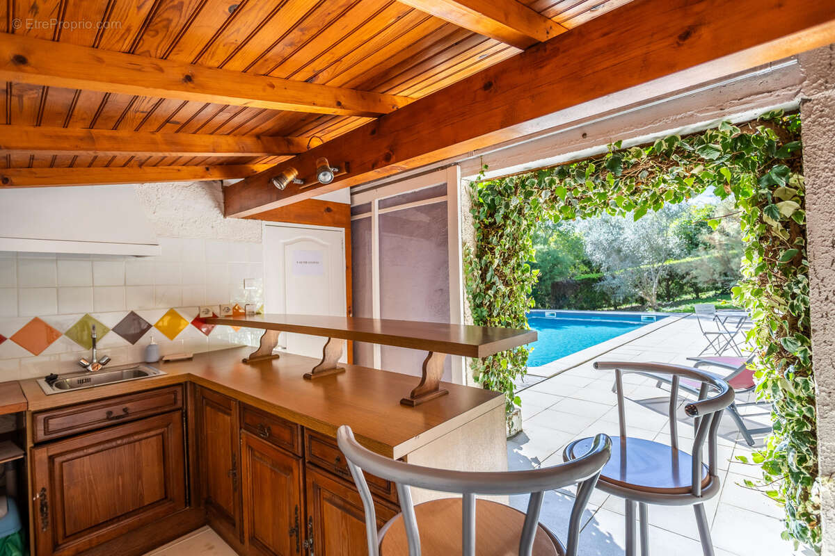 Maison de campagne avec piscine et annexe - photo 6