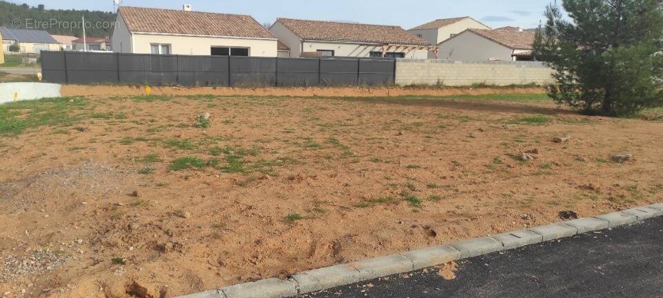 Terrain à CESSENON-SUR-ORB