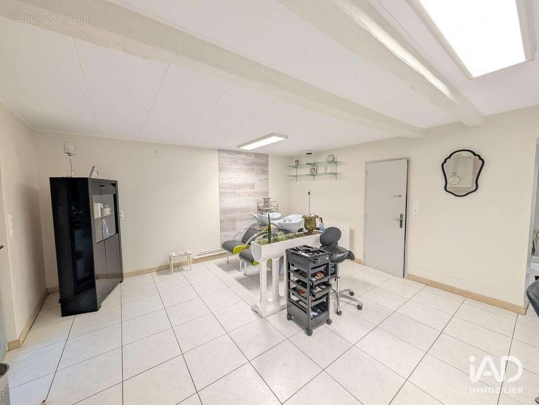 Photo 5 - Commerce à PERSAC