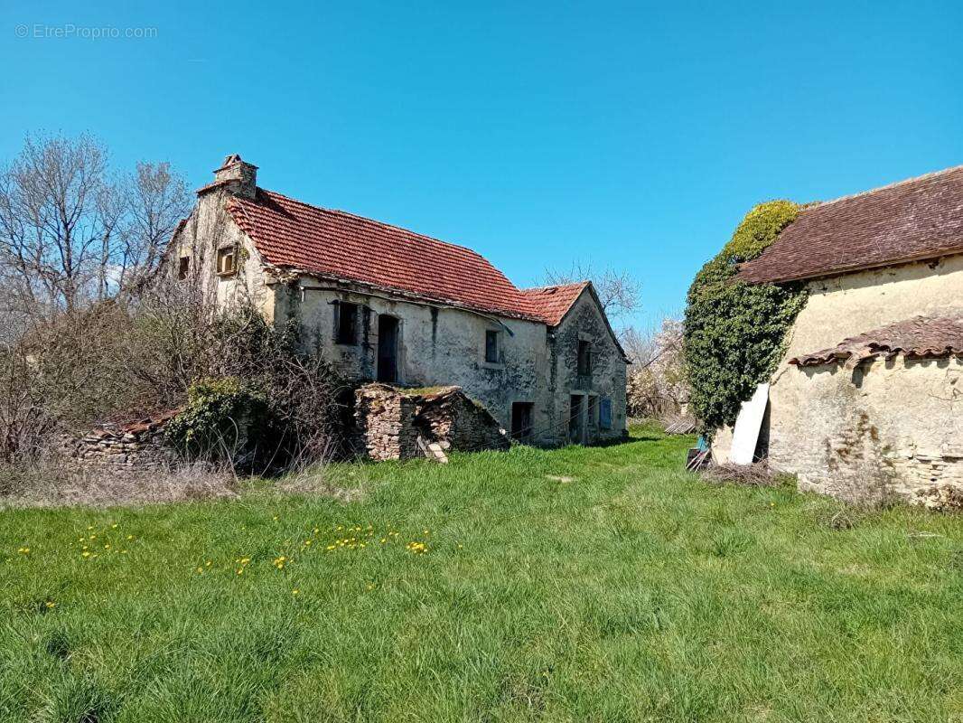 Maison à PARISOT