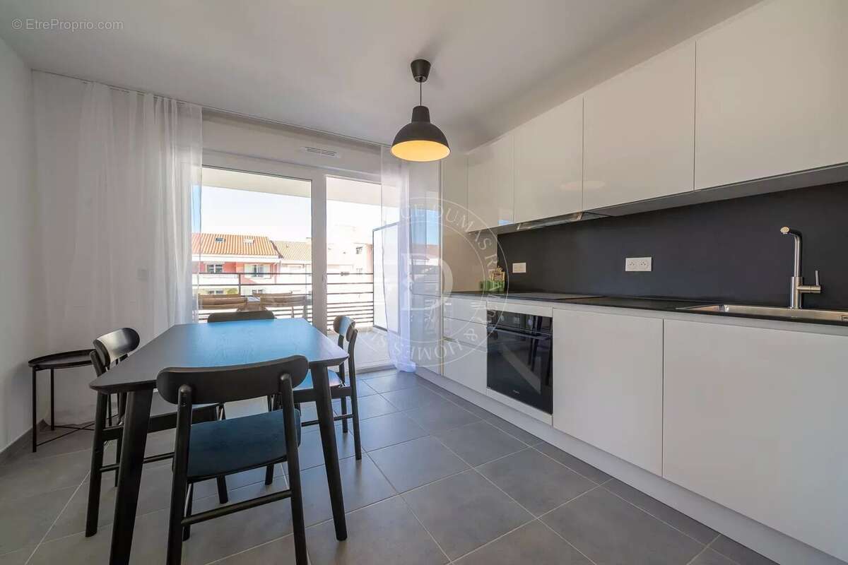 Nice – Port  Appartement neuf 3 pièces à deux pas du port et de la mer - photo 6