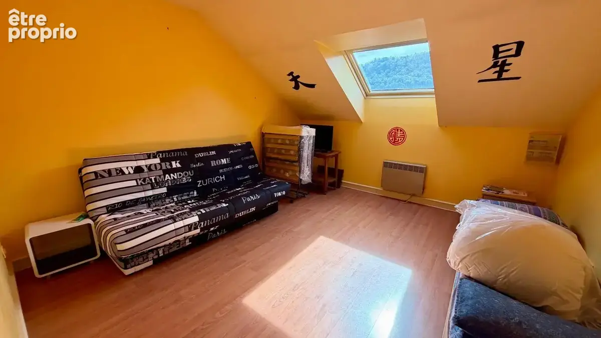 Grande maison familiale à vendre – 5 chambres – 190 m² – Terrain de 2 125 m² – Saint-Bueil - photo 13