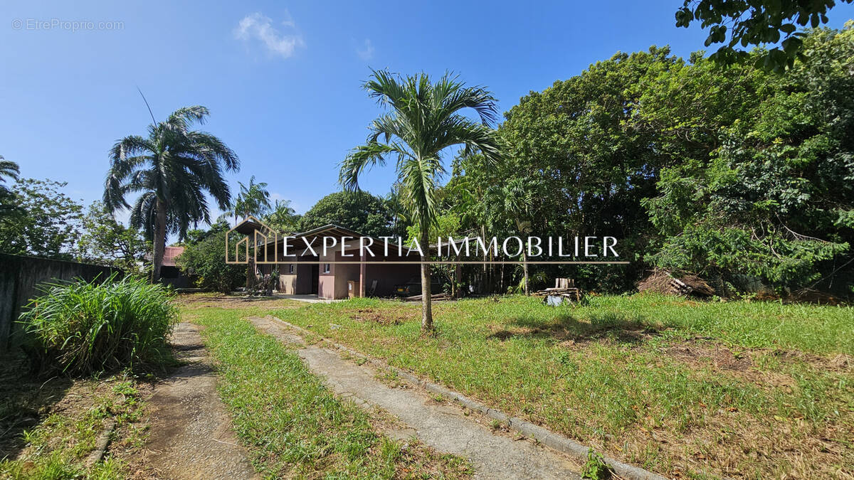 Maison à REMIRE-MONTJOLY