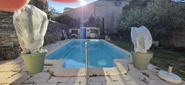 Maison à MOUSSAN