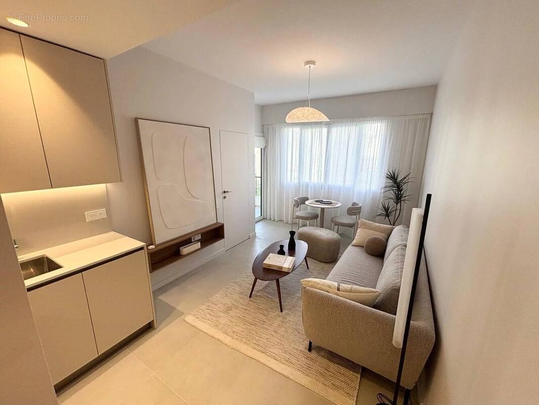 Appartement à NICE