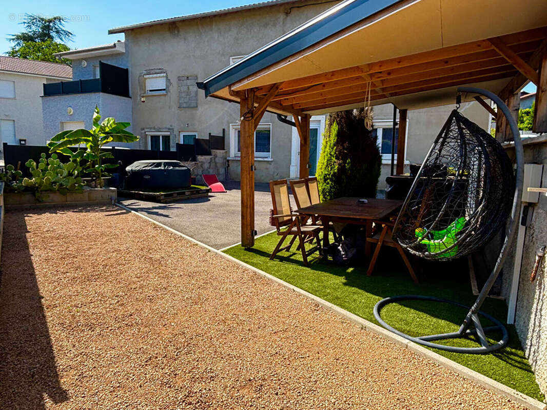 Maison à TIGNIEU-JAMEYZIEU