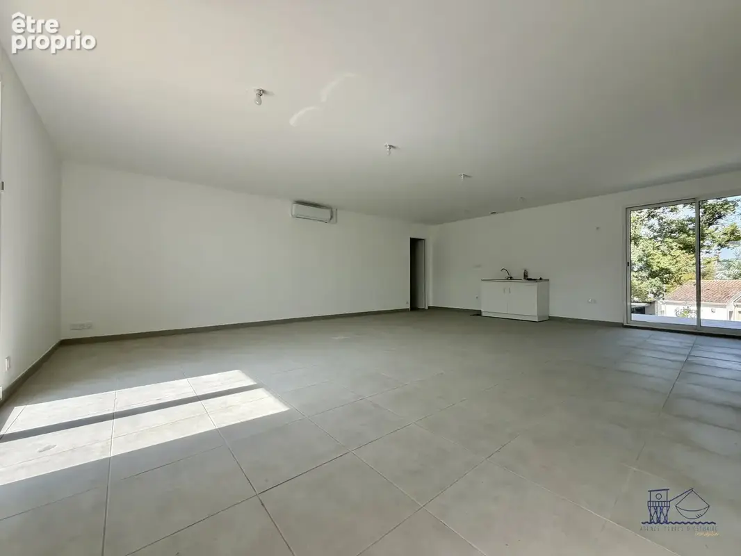 Maison 96 m² à Saint-Ciers-Du-Taillon  - photo 9