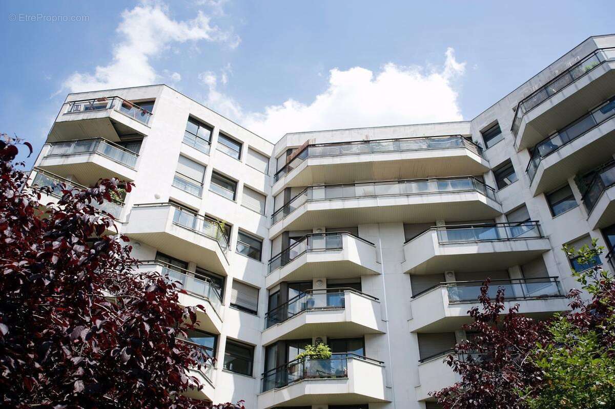 Appartement à LEVALLOIS-PERRET