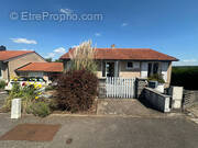 Maison à MONTOIS-LA-MONTAGNE