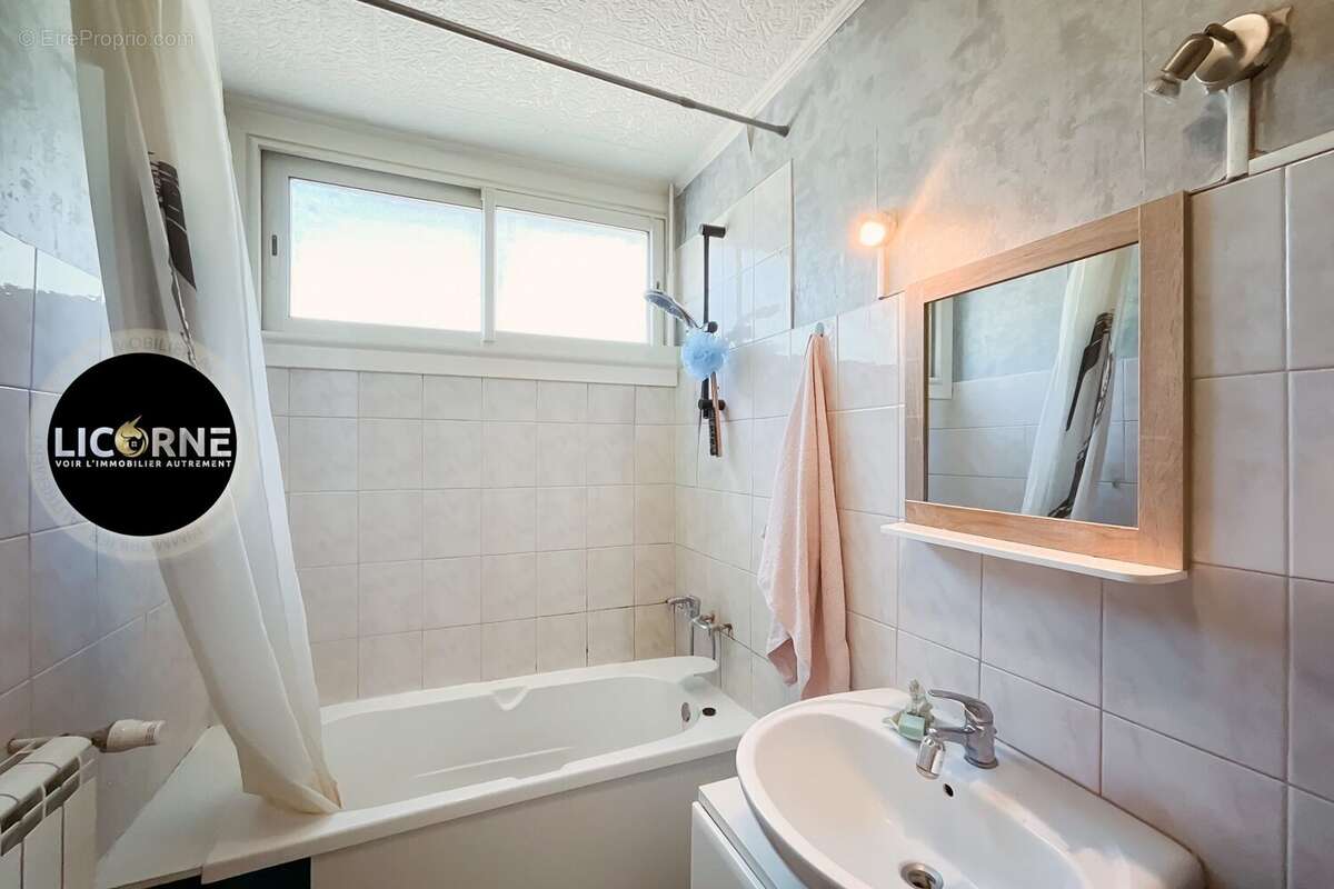 Appartement à MARIGNANE