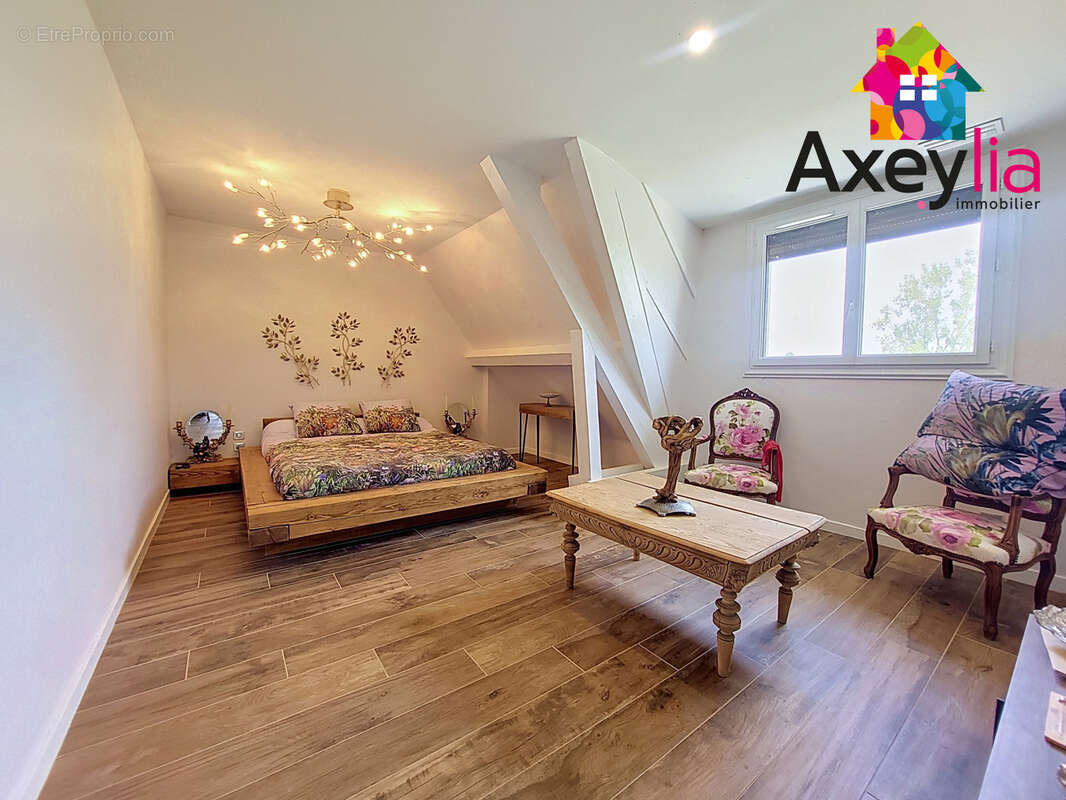 A vendre - st forgeux lespinasse - maison 5 chambres avec terrain - photo 15