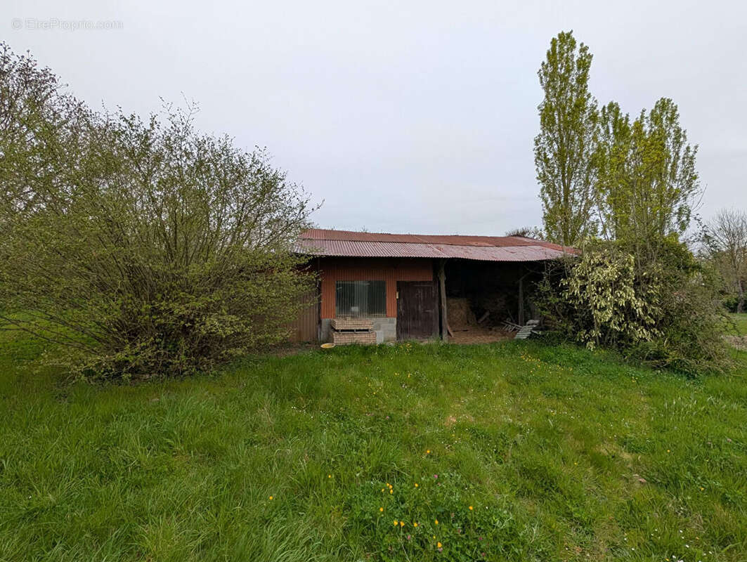 Maison à EXOUDUN